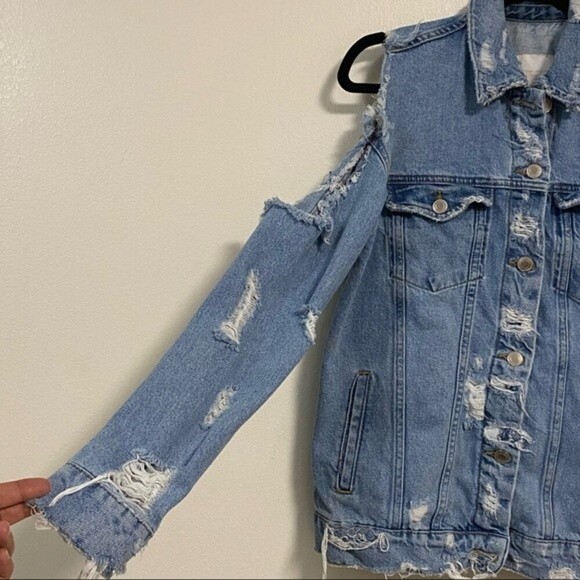 Zara Trafaluc Denimwear Distressed Jacket size Small - Picture 4 of 15